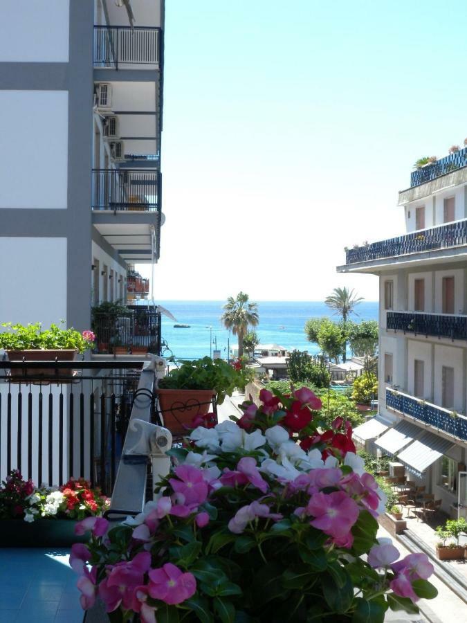 Minisuites Icostaioli Maiori Exterior photo